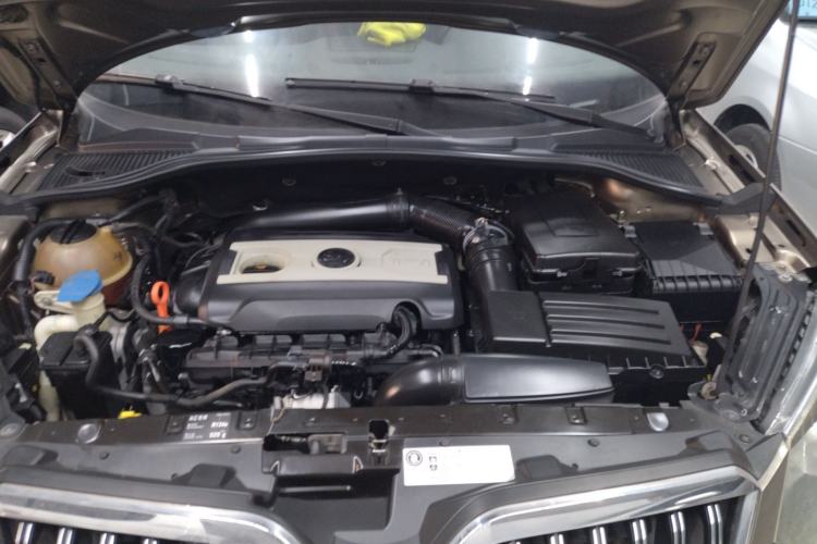 Used Skoda Yeti 2014 1.8TSI DSG All-Wheel Drive Edition Engine Bay