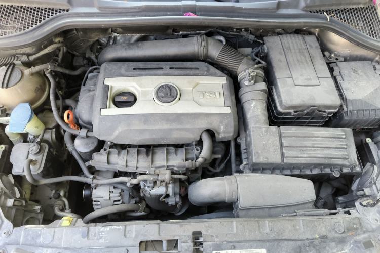 Used Skoda Yeti 2014 1.8TSI DSG Polar Edition Engine Bay