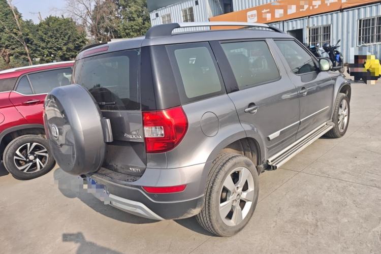 Used Skoda Yeti 2014 1.4TSI Manual Polar Edition Rear Right 45 Deg