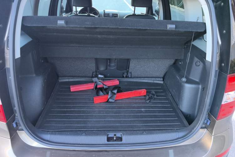 Used Skoda Yeti 2014 1.8TSI DSG Polar Edition Trunk
