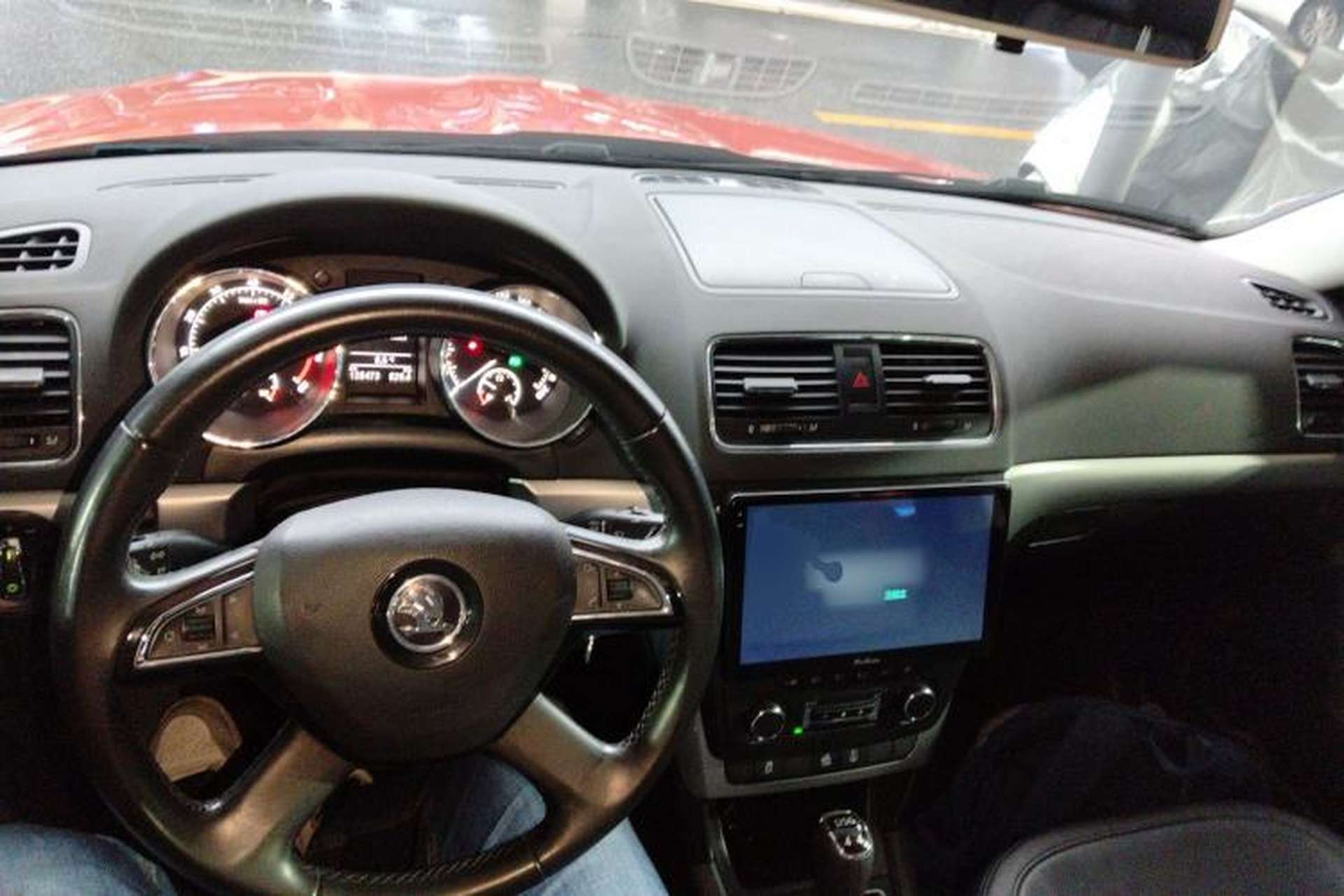 Used Skoda Yeti 2014 1.8TSI DSG Polar Edition Center Console