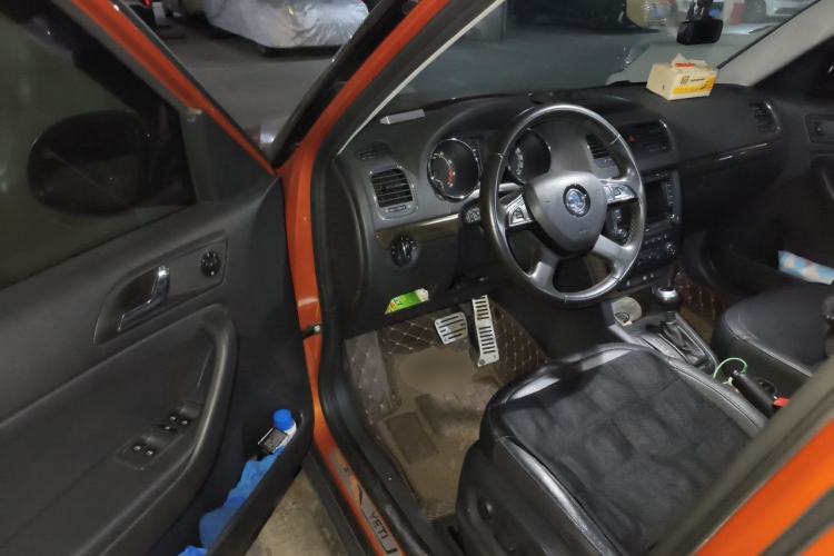 Used Skoda Yeti 2014 1.8TSI DSG All-Wheel Drive Edition Driver Seat