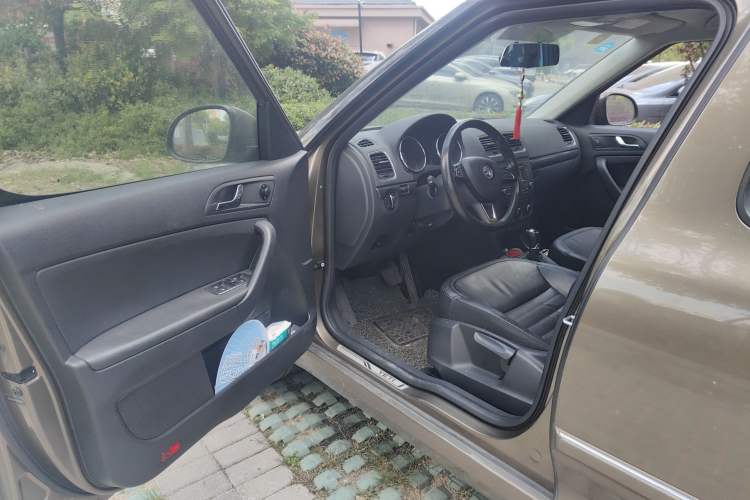 Used Skoda Yeti 2014 1.4 TSI DSG Phantom Edition Driver Seat