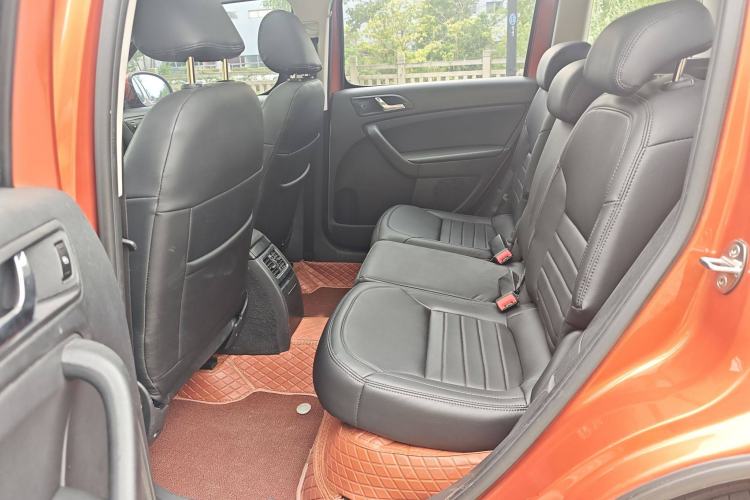Used Skoda Yeti 2014 1.4 TSI DSG Phantom Edition Interior 8