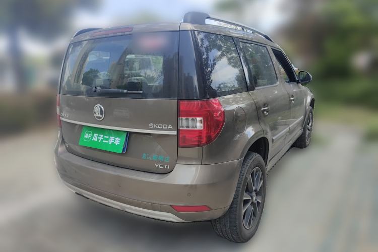 Used Skoda Yeti 2014 1.4 TSI DSG Phantom Edition Rear Right 45 Deg