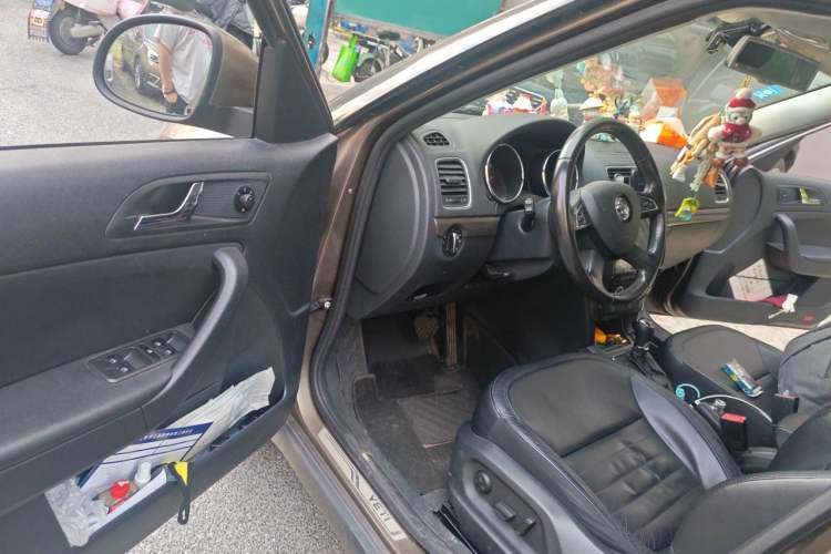 Used Skoda Yeti 2014 1.4 TSI DSG Phantom Edition Driver Seat