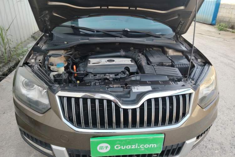 Used Skoda Yeti 2014 1.8TSI DSG All-Wheel Drive Edition Engine Bay