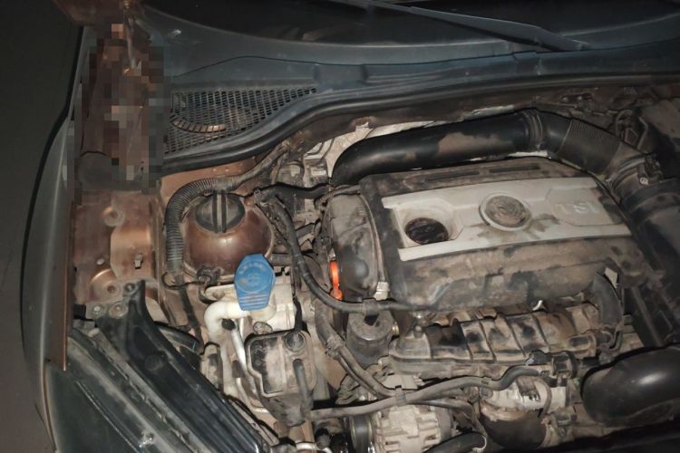 Used Skoda Yeti 2014 1.8TSI DSG Polar Edition Engine Bay Right