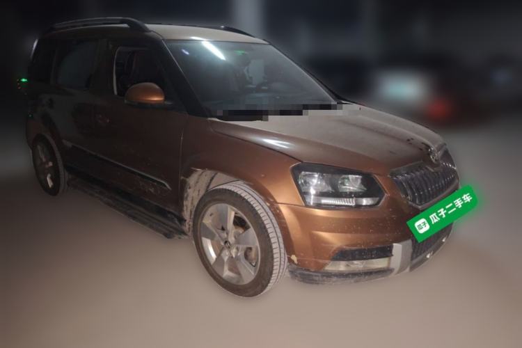 Used Skoda Yeti 2014 1.8TSI DSG Polar Edition Front Right 45 Deg