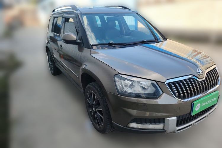 Used Skoda Yeti 2014 1.8TSI DSG All-Wheel Drive Edition Front Right 45 Deg
