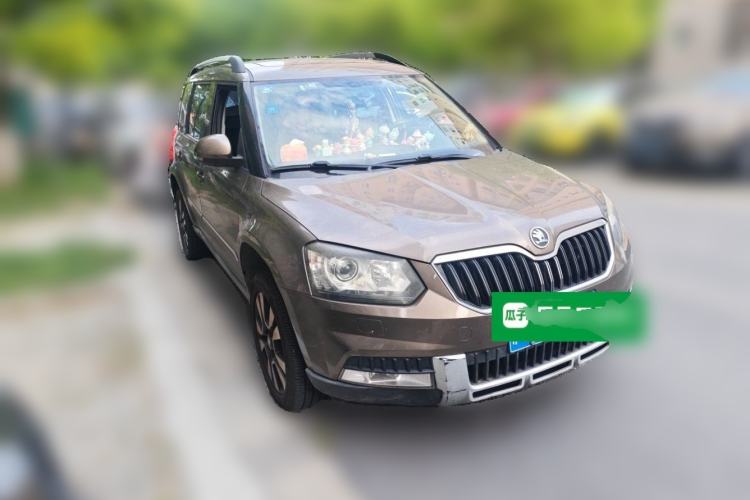 Used Skoda Yeti 2014 1.4 TSI DSG Phantom Edition Front Right 45 Deg