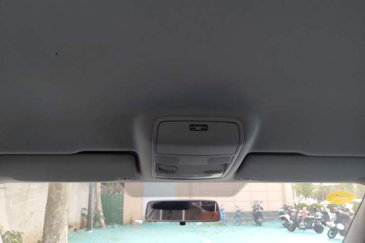 Used Skoda Yeti 2014 1.8TSI DSG Polar Edition Headliner