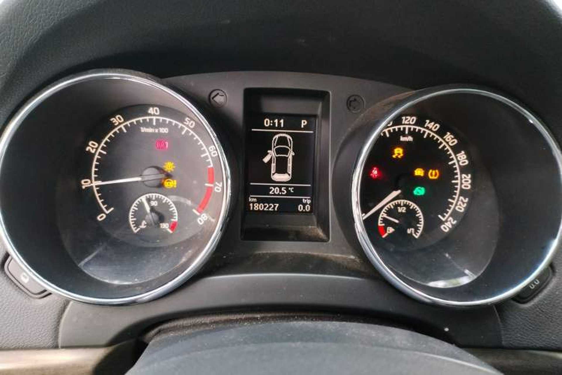 Used Skoda Yeti 2014 1.8TSI DSG All-Wheel Drive Edition Instrument Cluster