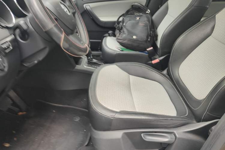 Used Skoda Yeti 2014 1.4TSI DSG Explorer Edition Left Front Seat