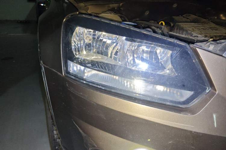Used Skoda Yeti 2014 1.4 TSI DSG Polar Edition Right Front Headlight
