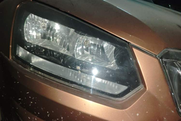 Used Skoda Yeti 2014 1.8TSI DSG Polar Edition Right Front Headlight