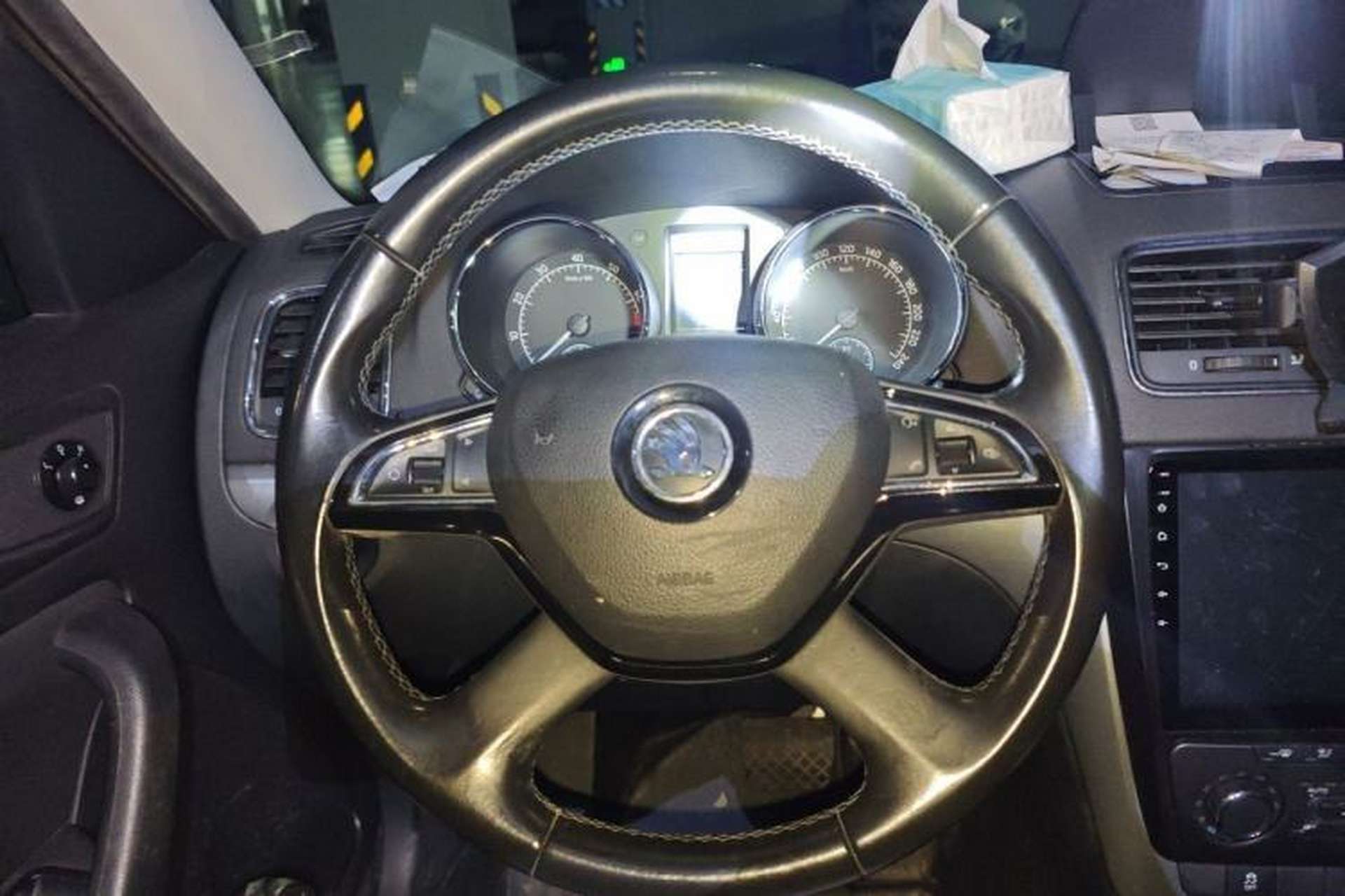 Used Skoda Yeti 2014 1.4 TSI DSG Polar Edition Steering Wheel