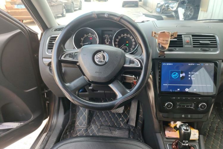 Used Skoda Yeti 2014 1.8TSI DSG All-Wheel Drive Edition Steering Wheel