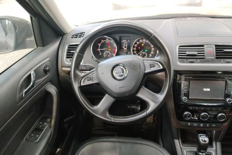 Used Skoda Yeti 2014 1.8TSI DSG All-Wheel Drive Edition Steering Wheel