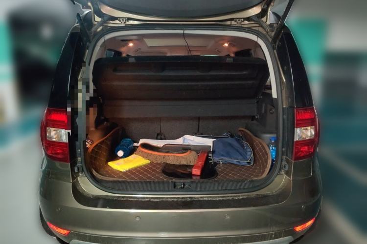 Used Skoda Yeti 2014 1.4TSI DSG Vibrant Edition Trunk