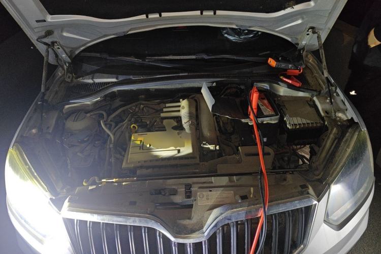 Used Skoda Yeti 2014 1.4TSI Manual Polar Edition Engine Bay