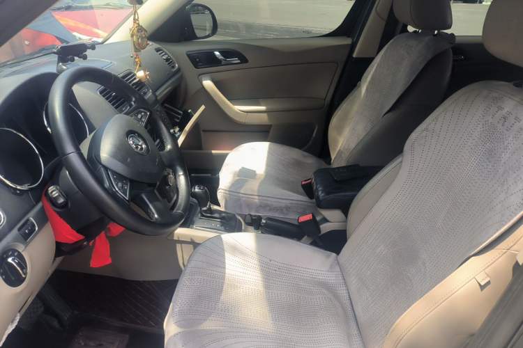 Used Skoda Yeti 2014 1.8TSI DSG Polar Edition Left Front Seat