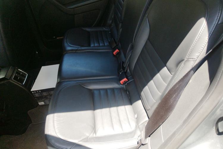 Used Skoda Yeti 2014 1.4 TSI DSG Phantom Edition Left Rear Seat