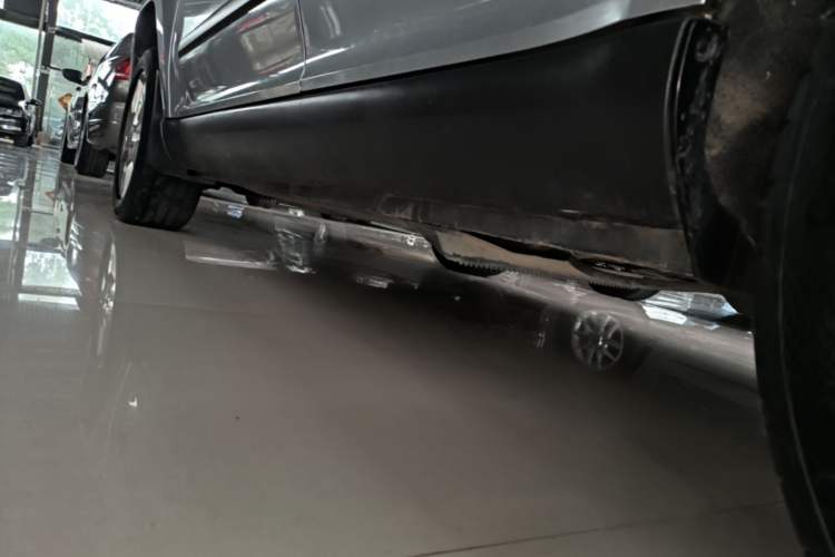 Used Skoda Yeti 2014 1.4TSI DSG Explorer Edition Left Side Sill
