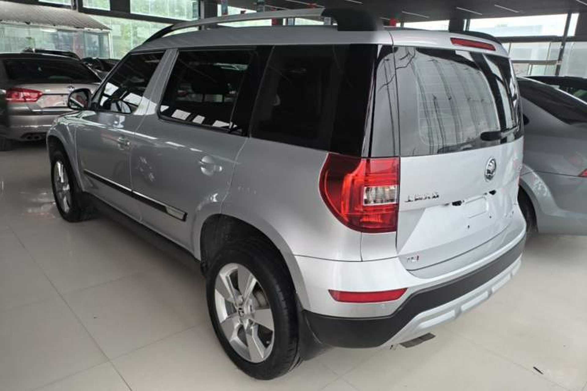Used Skoda Yeti 2014 1.4TSI DSG Explorer Edition Rear Left 45 Deg