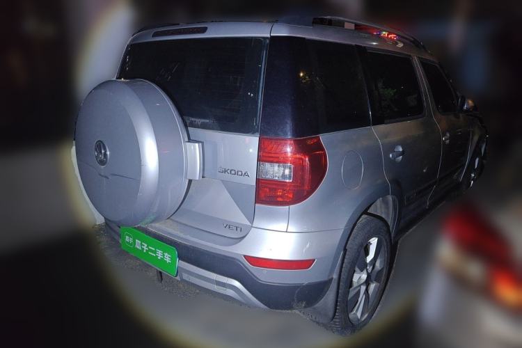 Used Skoda Yeti 2014 1.4TSI Manual Polar Edition Rear Right 45 Deg
