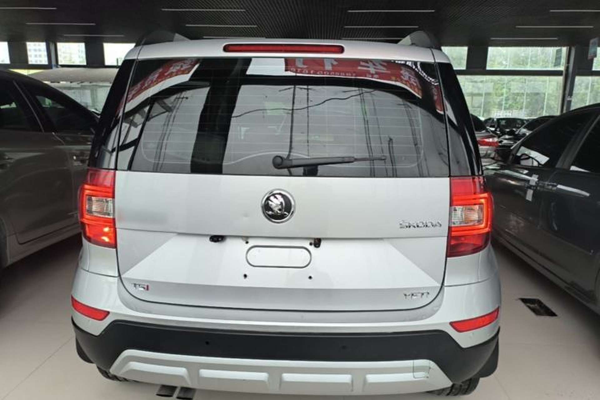 Used Skoda Yeti 2014 1.4TSI DSG Explorer Edition Rear