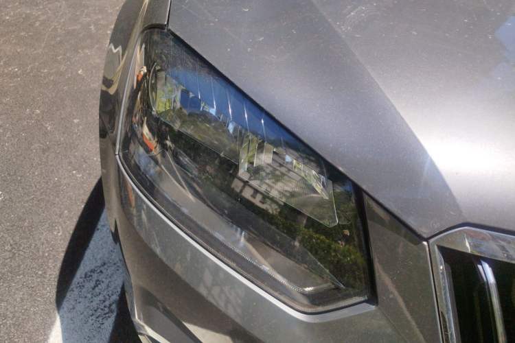 Used Skoda Yeti 2014 1.4 TSI DSG Phantom Edition Right Front Headlight