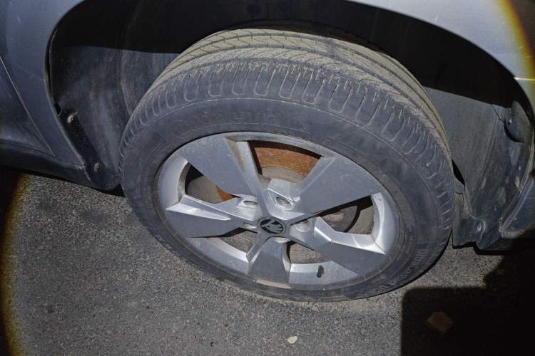 Used Skoda Yeti 2014 1.4TSI Manual Polar Edition Right Front Wheel Hub