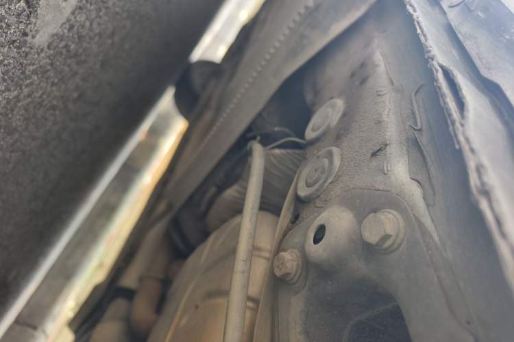 Used Skoda Yeti 2014 1.4TSI Manual Polar Edition Chassis Rear Left