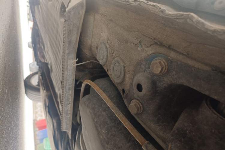 Used Skoda Yeti 2014 1.8TSI DSG Polar Edition Chassis Rear Left
