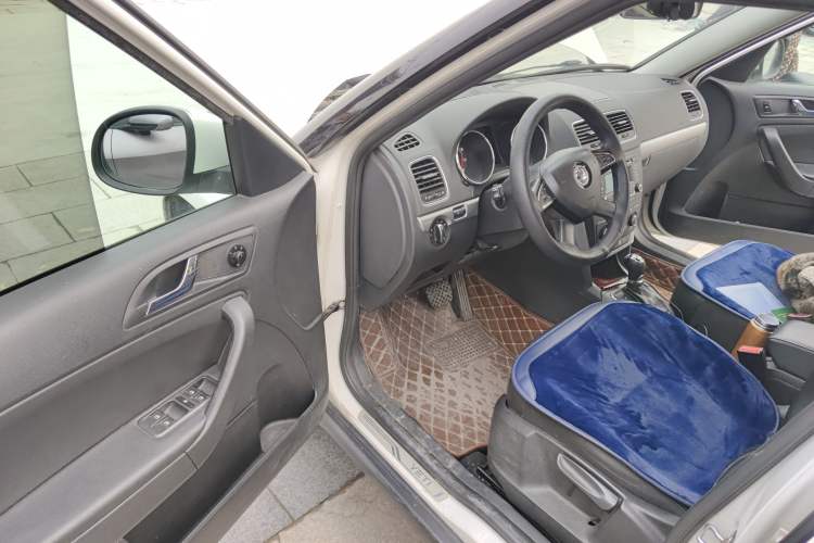 Used Skoda Yeti 2014 1.8TSI DSG Polar Edition Driver Seat