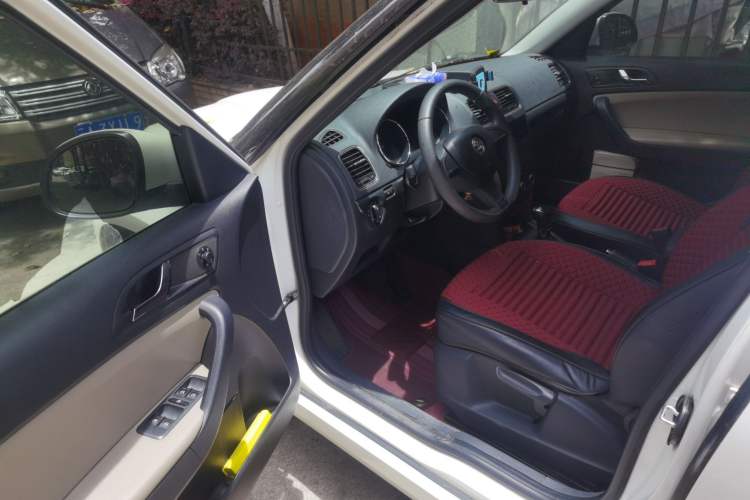 Used Skoda Yeti 2014 1.4TSI DSG Vibrant Edition Driver Seat