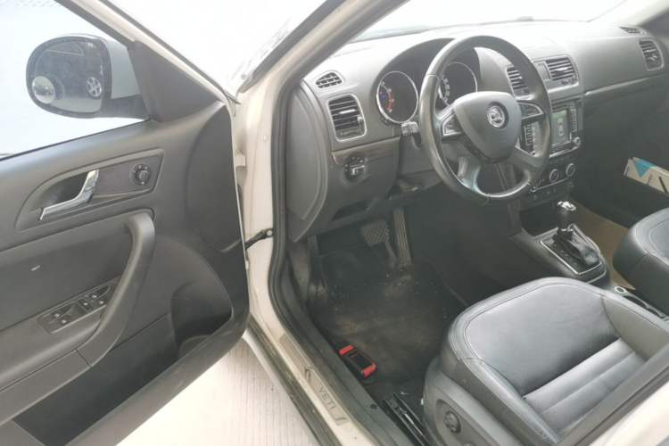 Used Skoda Yeti 2014 1.8TSI DSG All-Wheel Drive Edition Driver Seat