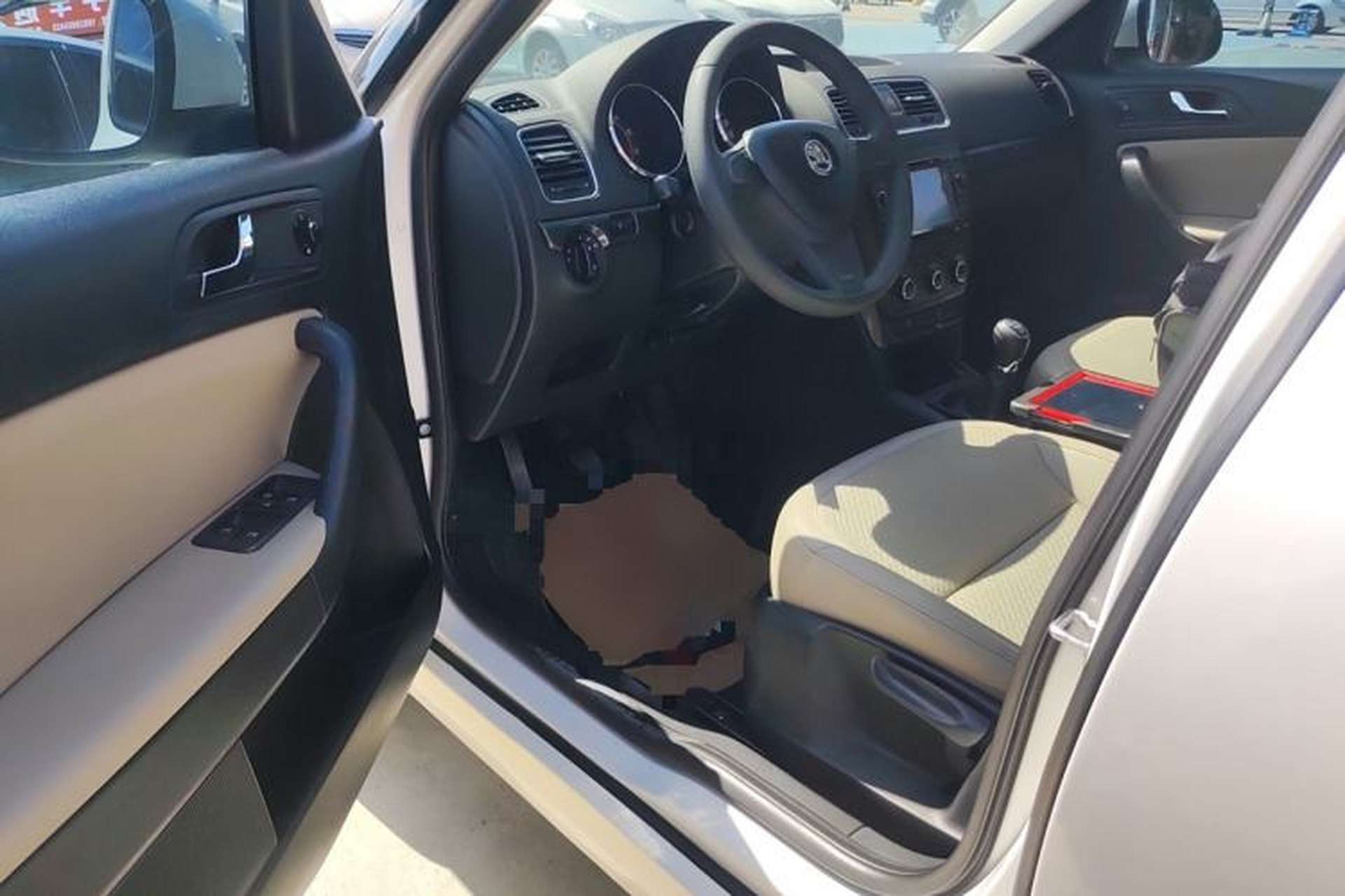 Used Skoda Yeti 2014 1.6L Manual Colorful Edition Driver Seat