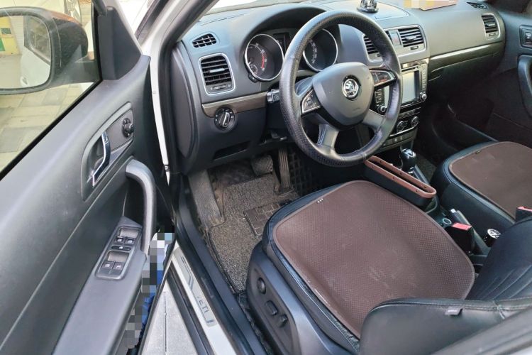 Used Skoda Yeti 2014 1.8TSI DSG All-Wheel Drive Edition Driver Seat
