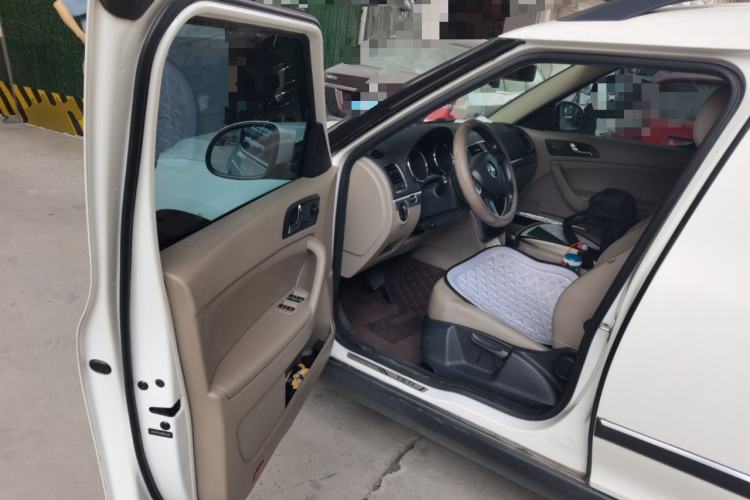 Used Skoda Yeti 2014 1.4 TSI DSG Phantom Edition Driver Seat