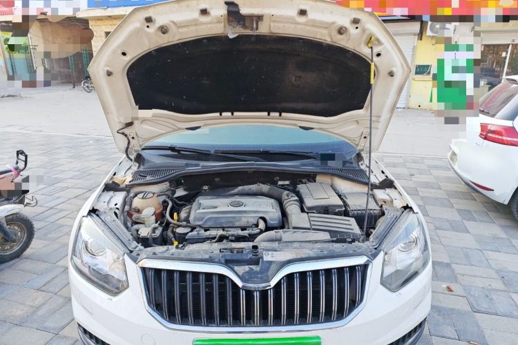 Used Skoda Yeti 2014 1.8TSI DSG All-Wheel Drive Edition Engine Bay