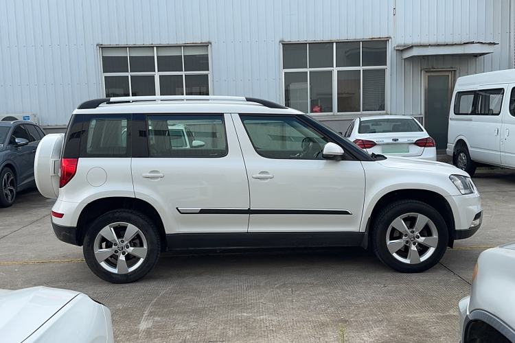 Used Skoda Yeti 2014 1.4 TSI DSG Polar Edition Exterior 2