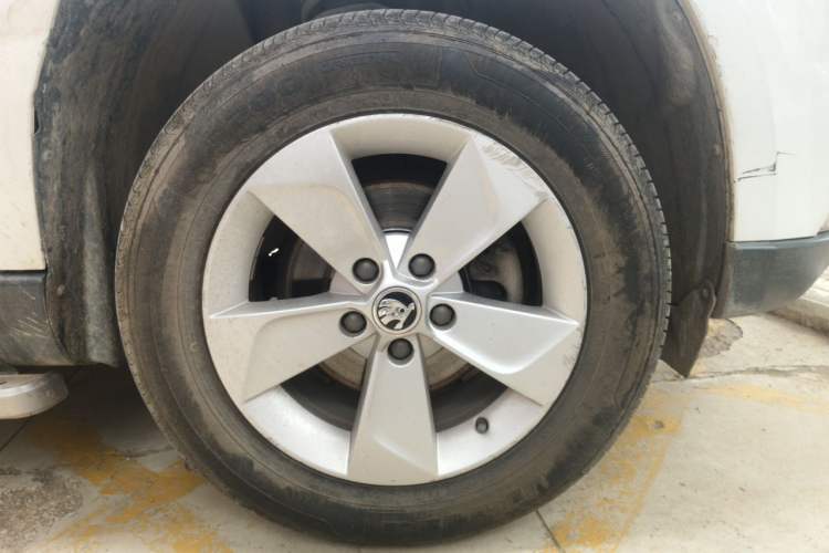 Used Skoda Yeti 2014 1.4TSI DSG Explorer Edition Exterior 7