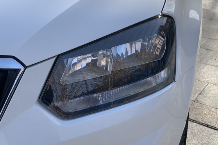Used Skoda Yeti 2014 1.4 TSI DSG Polar Edition Exterior 9
