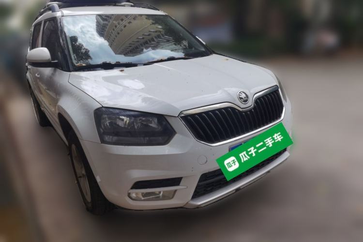 Used Skoda Yeti 2014 1.4TSI DSG Vibrant Edition Front Right 45 Deg