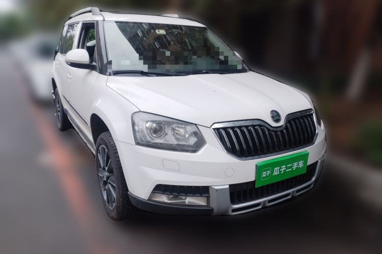 Used Skoda Yeti 2014 1.8TSI DSG All-Wheel Drive Edition Front Right 45 Deg