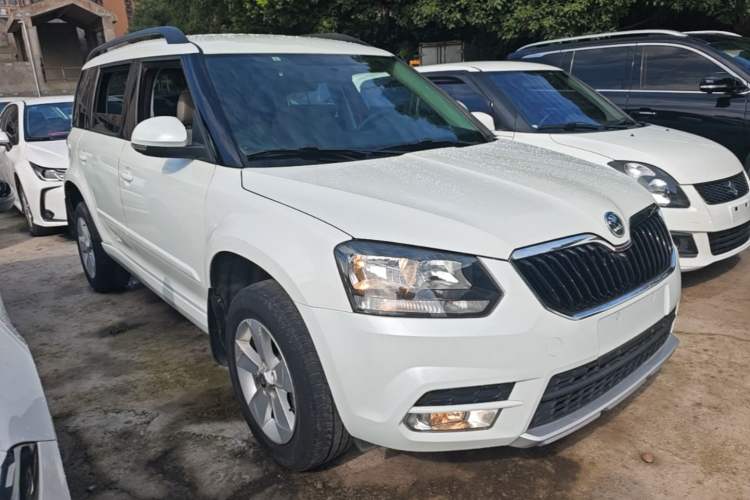 Used Skoda Yeti 2014 1.4TSI DSG Vibrant Edition Front Right 45 Deg
