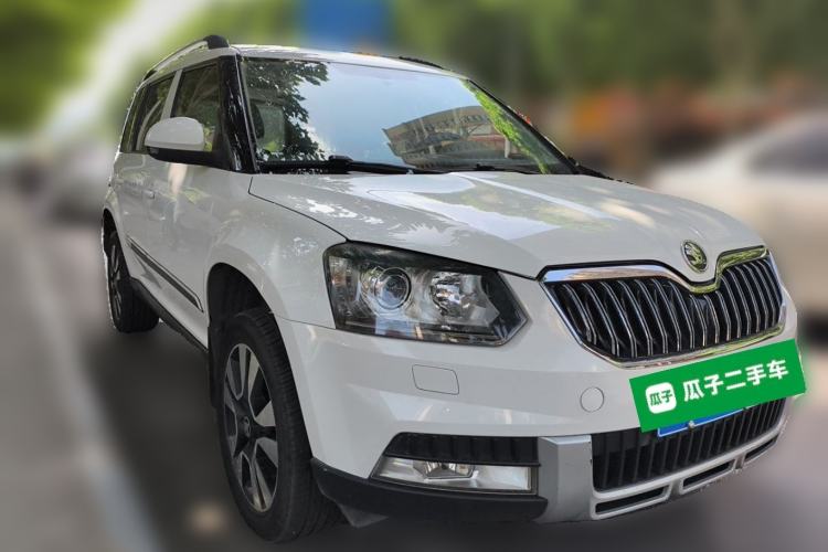 Used Skoda Yeti 2014 1.8TSI DSG All-Wheel Drive Edition Front Right 45 Deg