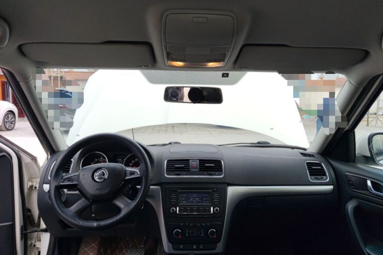 Used Skoda Yeti 2014 1.8TSI DSG Polar Edition Headliner